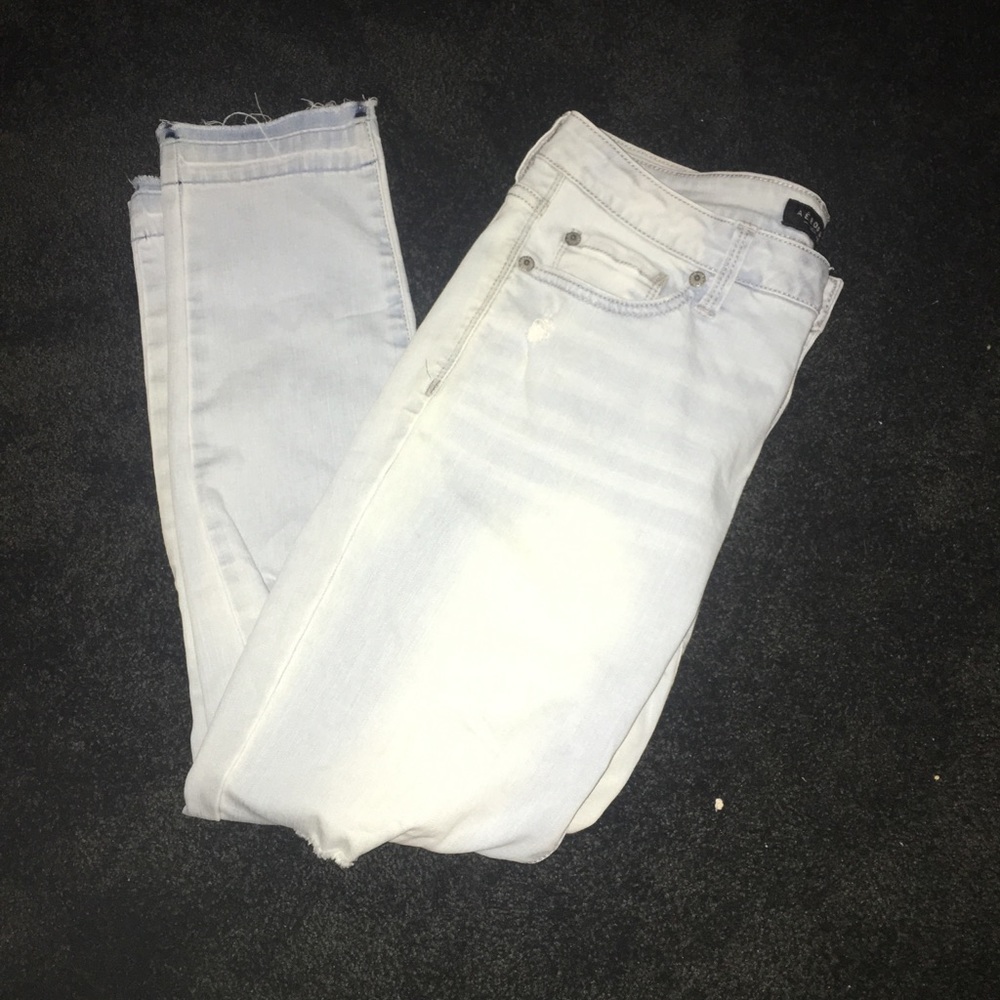 Aeropostale Raw Hem Cropped Jegging